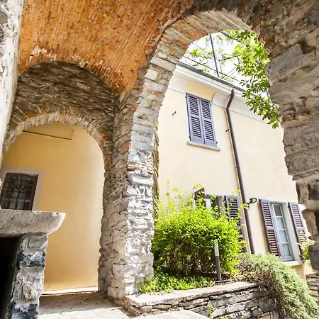 In Fioravante By Wonderful Italy * Moltrasio